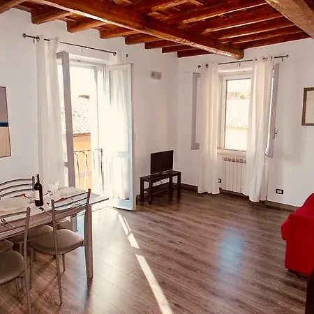 Casa Vacanze Santa Rufina Apartment Rome